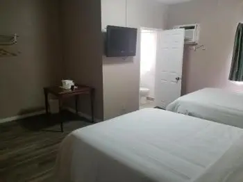 Budget Inn Hollywood 10