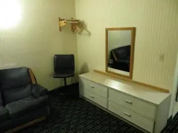 Budget Inn Hollywood 6
